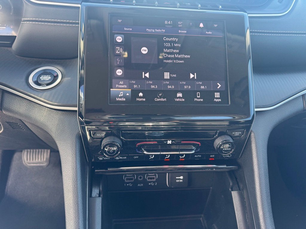 2024 Jeep Grand Cherokee Laredo