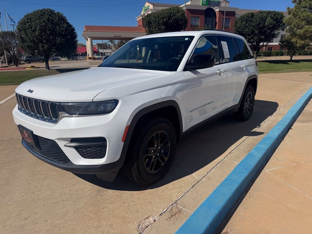 2024 Jeep Grand Cherokee Laredo