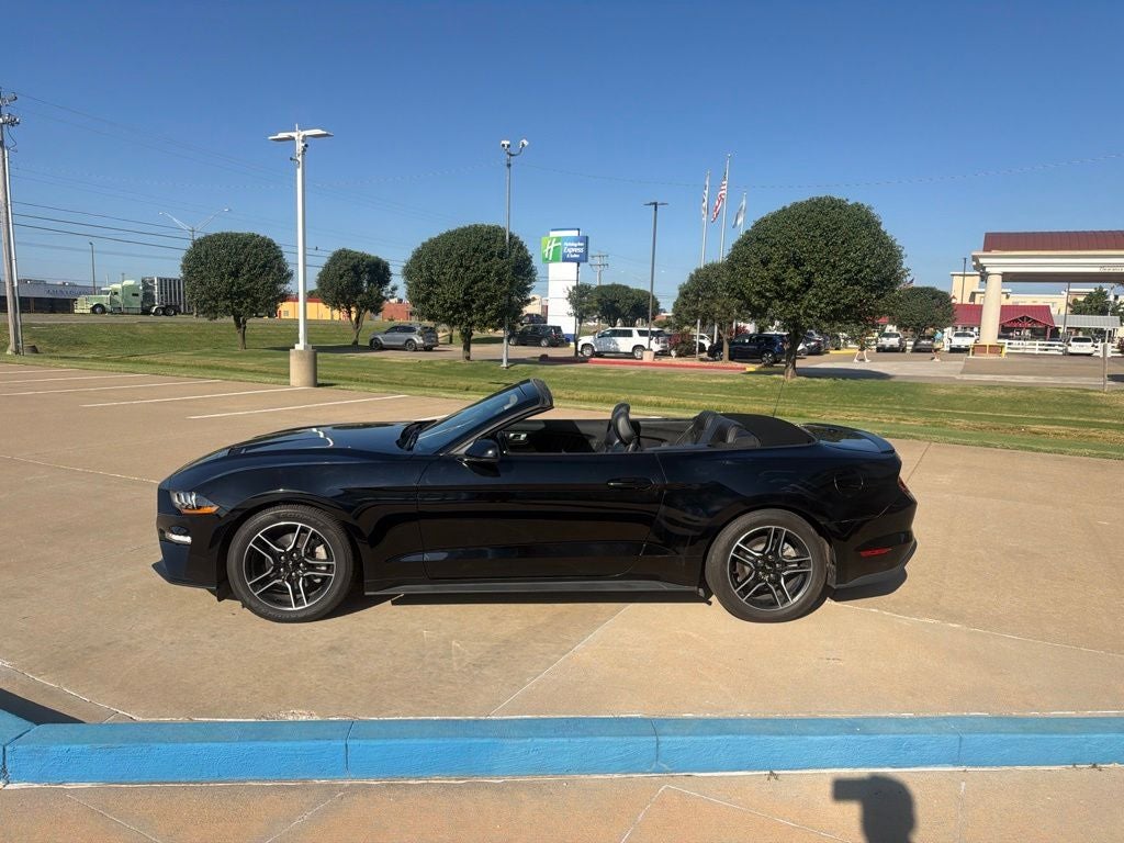 2022 Ford Mustang EcoBoost Premium