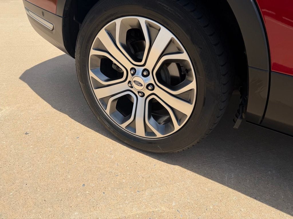 2019 Ford Explorer Platinum