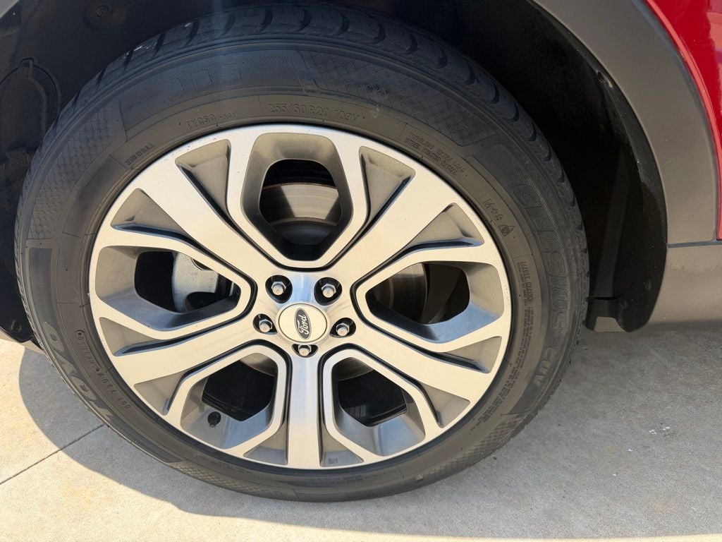2019 Ford Explorer Platinum
