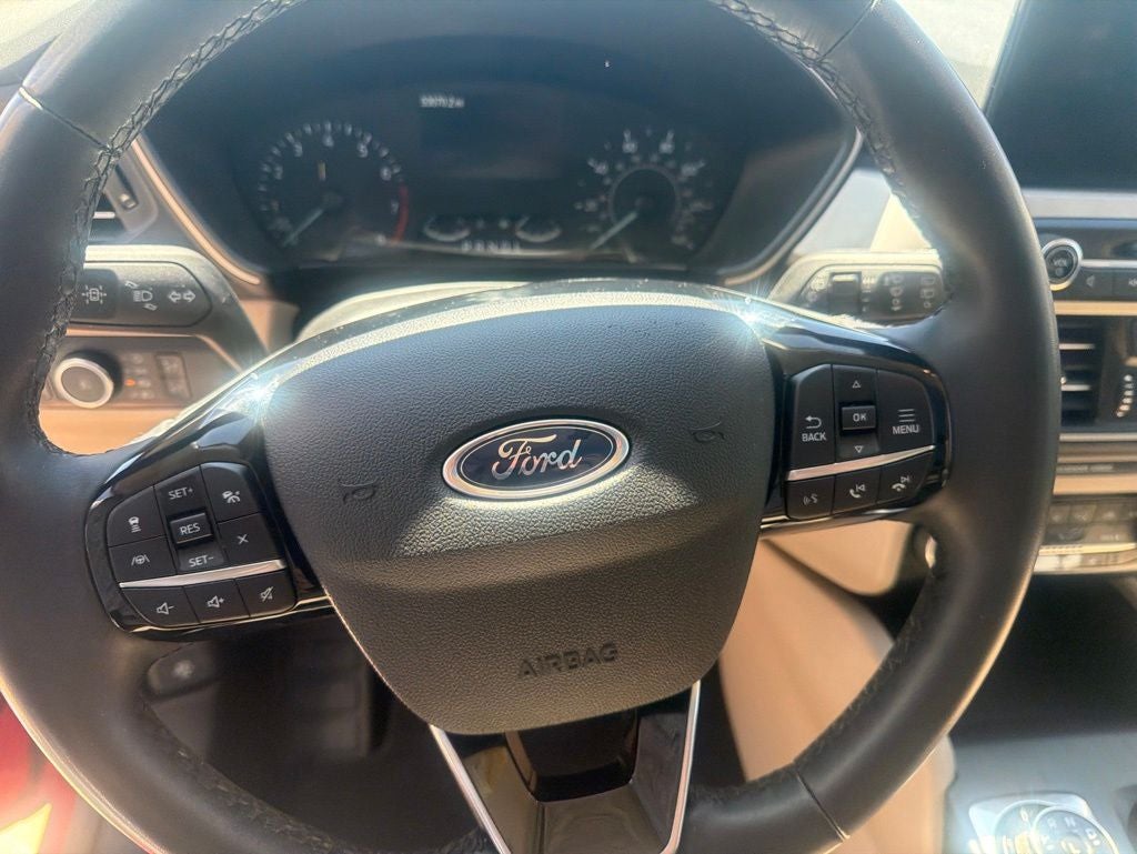 2022 Ford Escape SEL