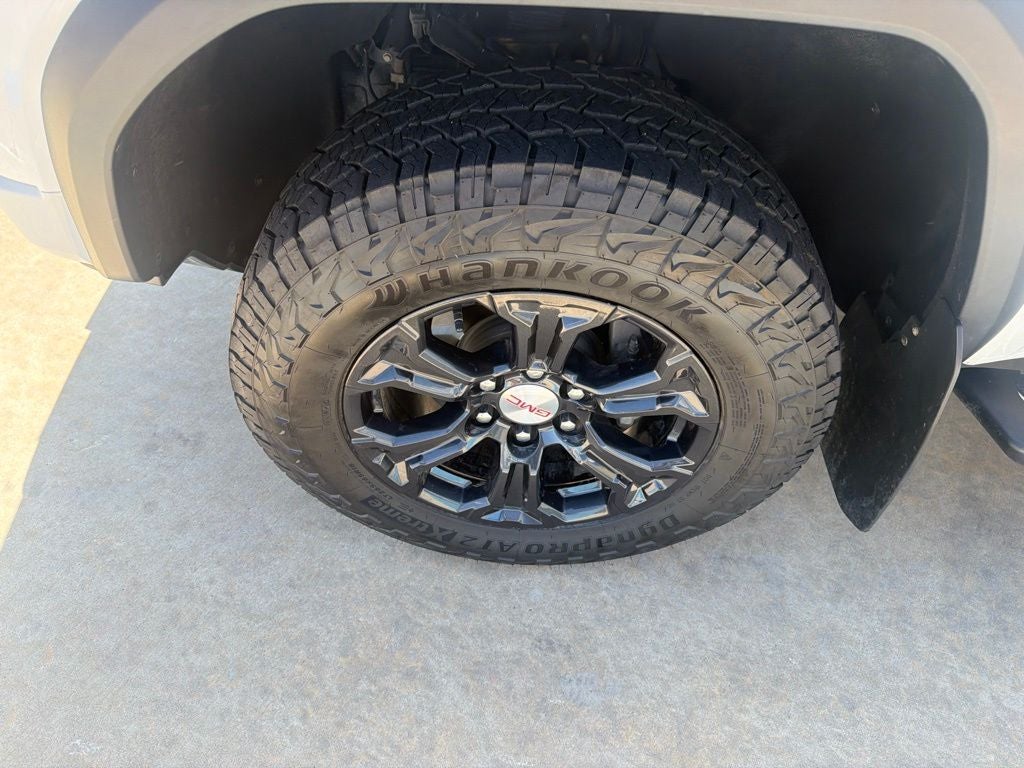 2023 GMC Canyon Elevation