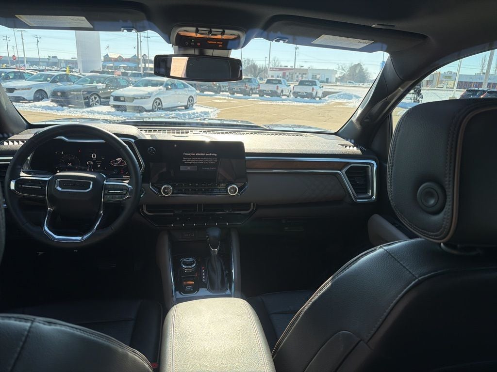 2023 GMC Canyon Denali