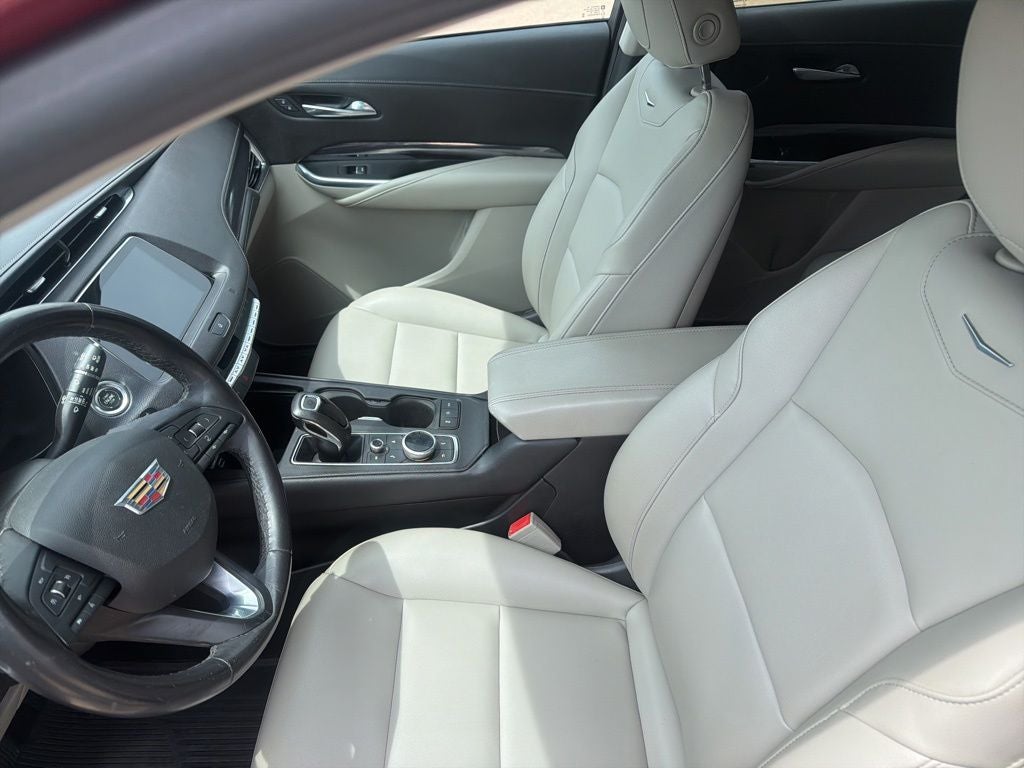 2019 Cadillac XT4 Luxury