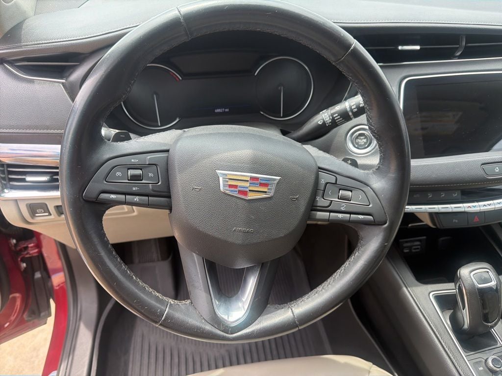 2019 Cadillac XT4 Luxury