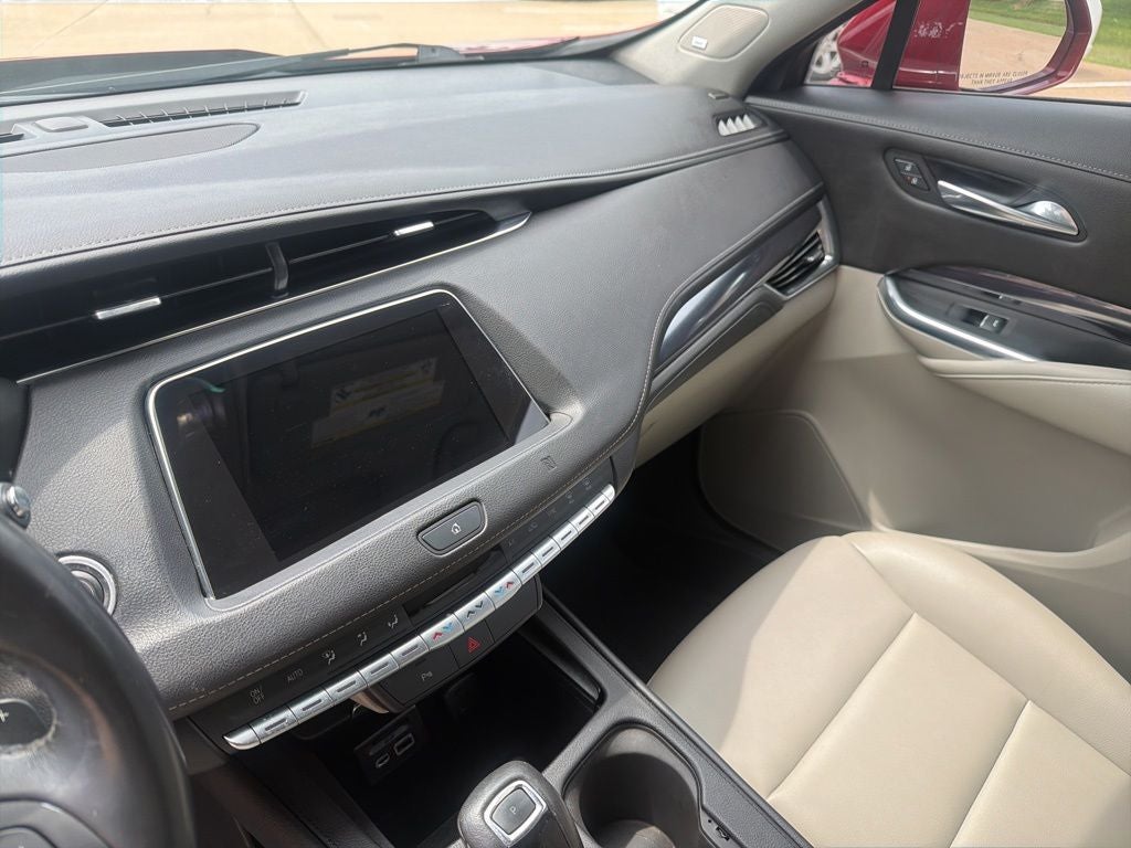 2019 Cadillac XT4 Luxury