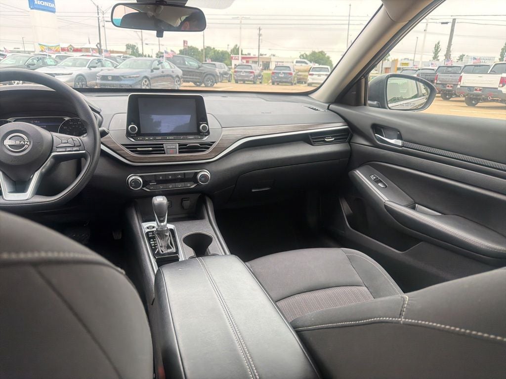 2025 Nissan Altima 2.5 SV