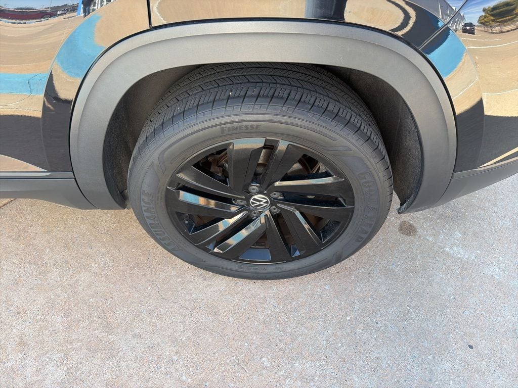 2020 Volkswagen Atlas Cross Sport 2.0T SE w/Technology