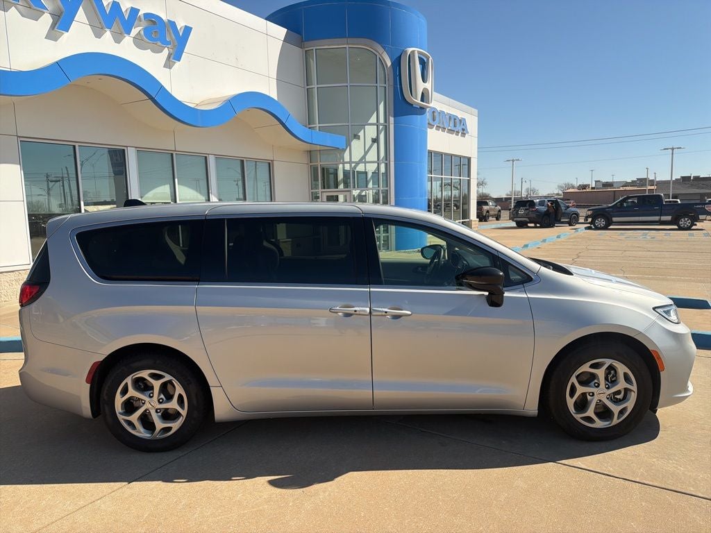 2024 Chrysler Pacifica Limited