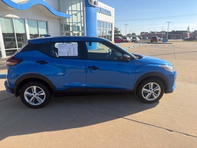 2025 Nissan Kicks Play S