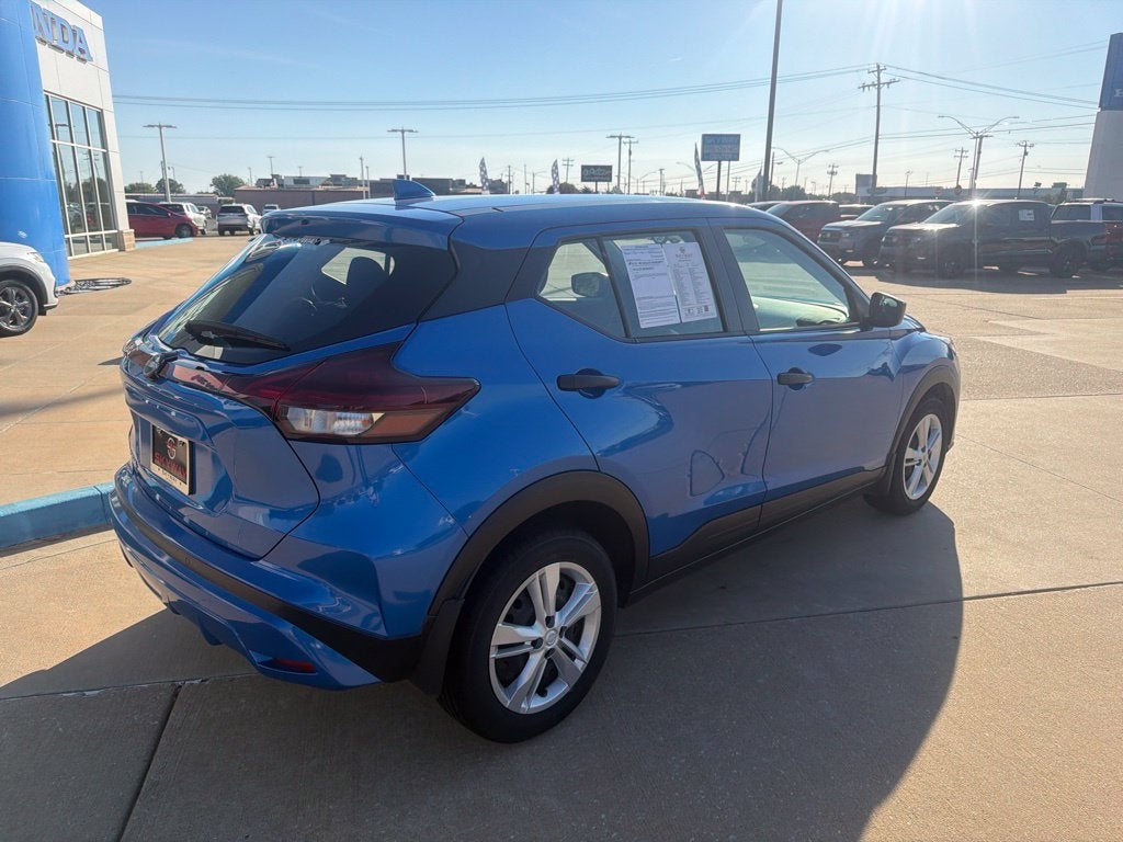 2025 Nissan Kicks Play S