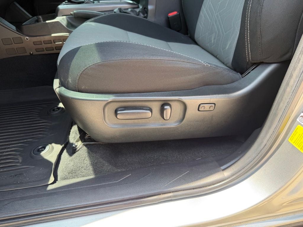2022 Toyota Tacoma TRD Off-Road V6
