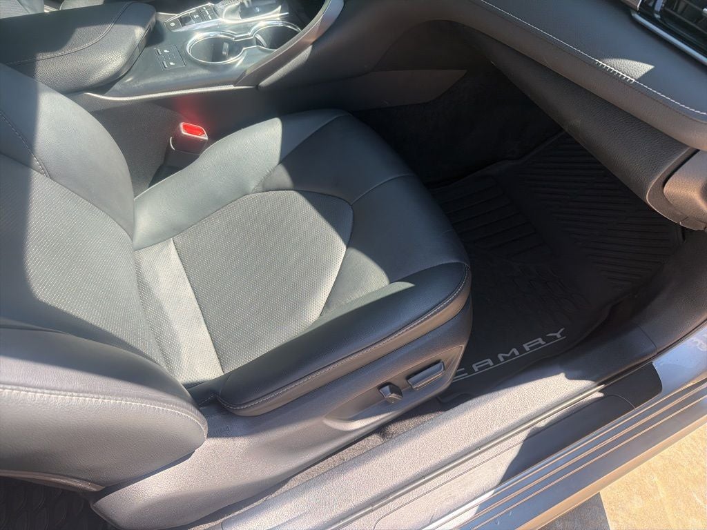 2020 Toyota Camry XSE