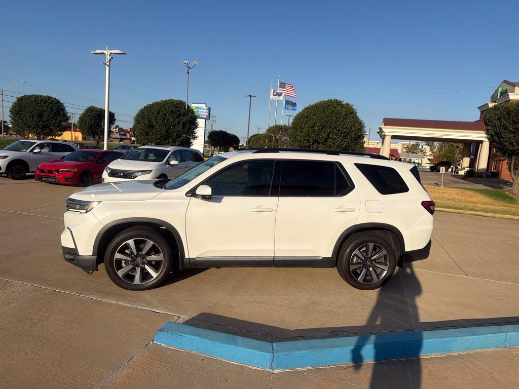 2023 Honda Pilot Elite