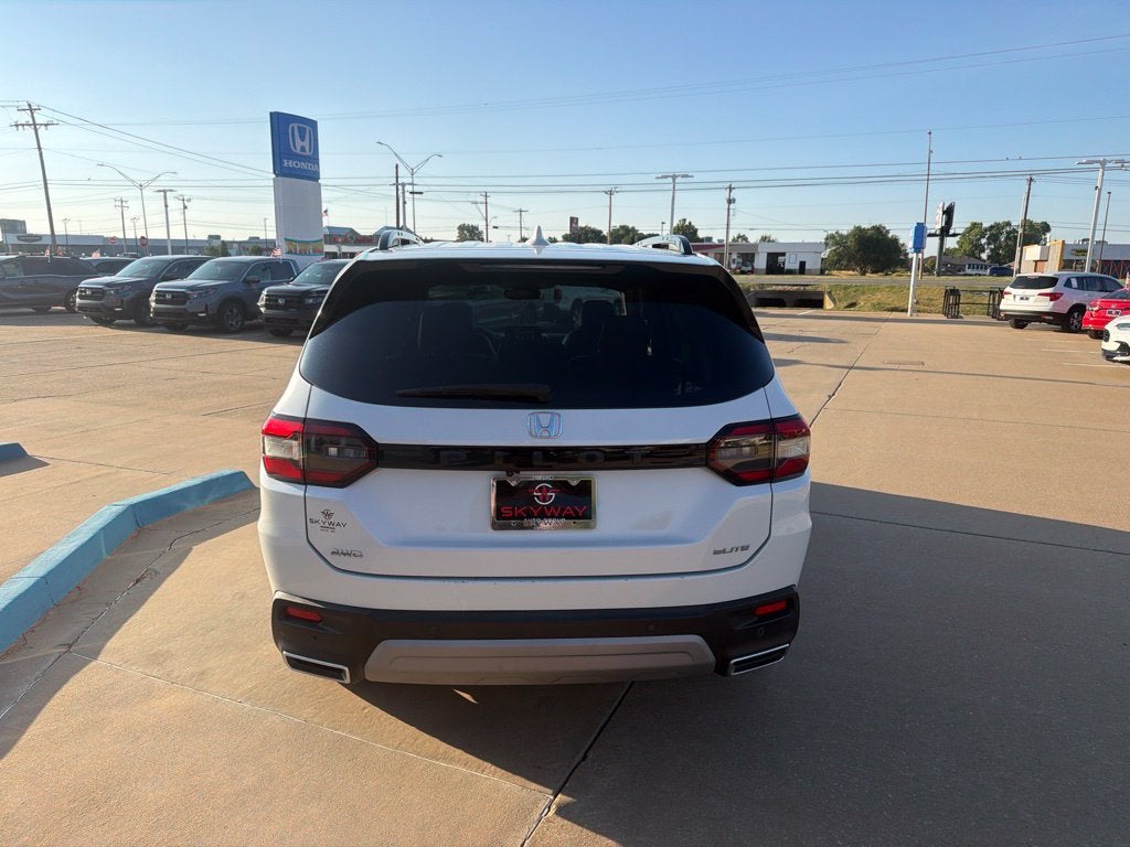 2023 Honda Pilot Elite