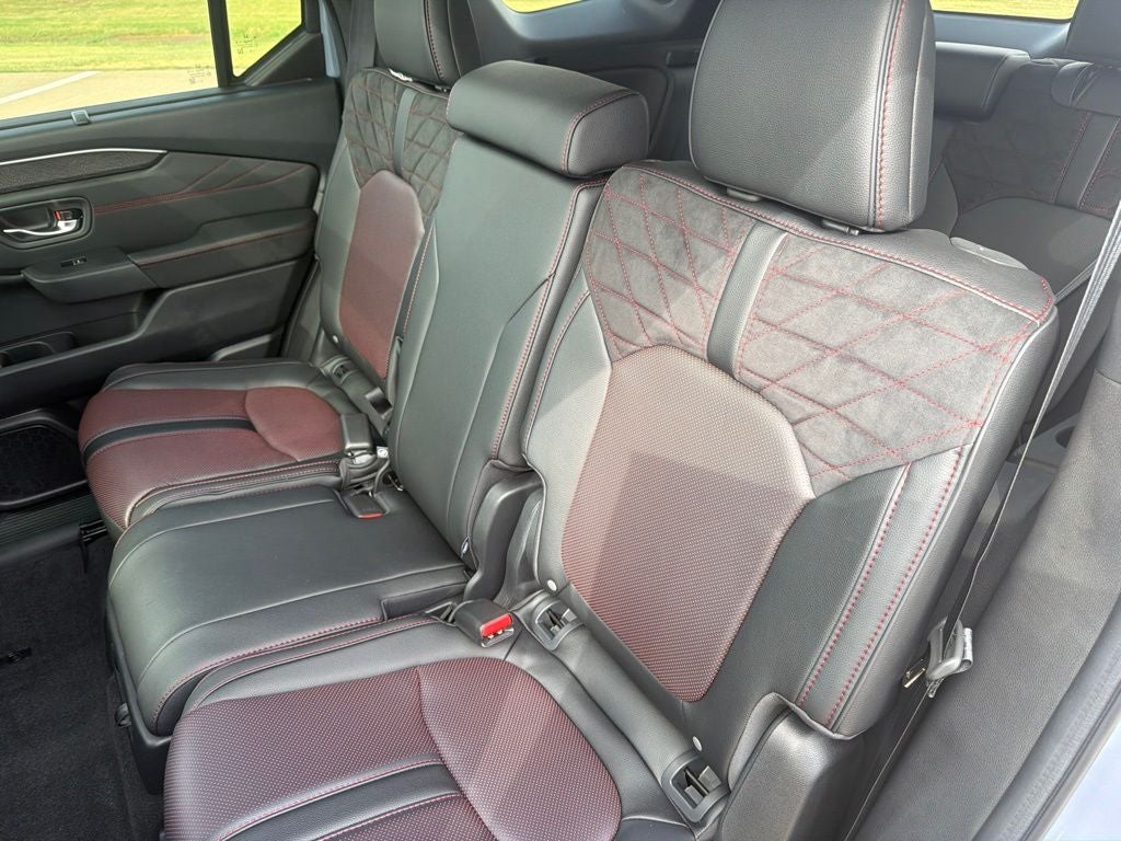2026 Honda Pilot Black Edition