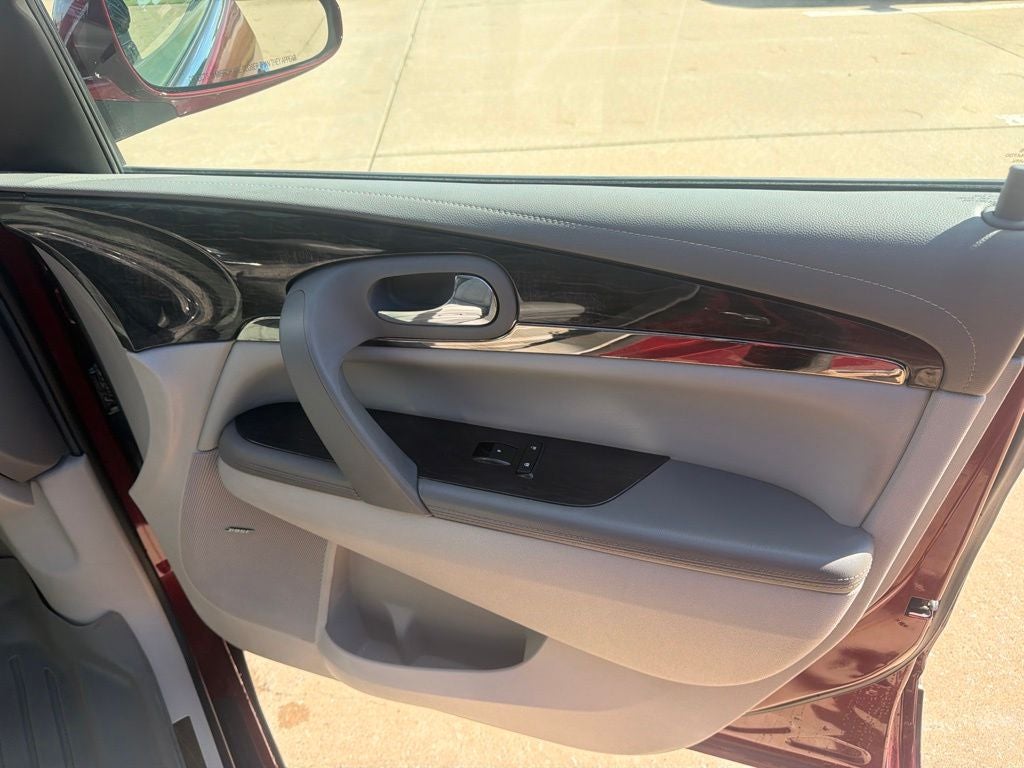 2017 Buick Enclave Leather Group