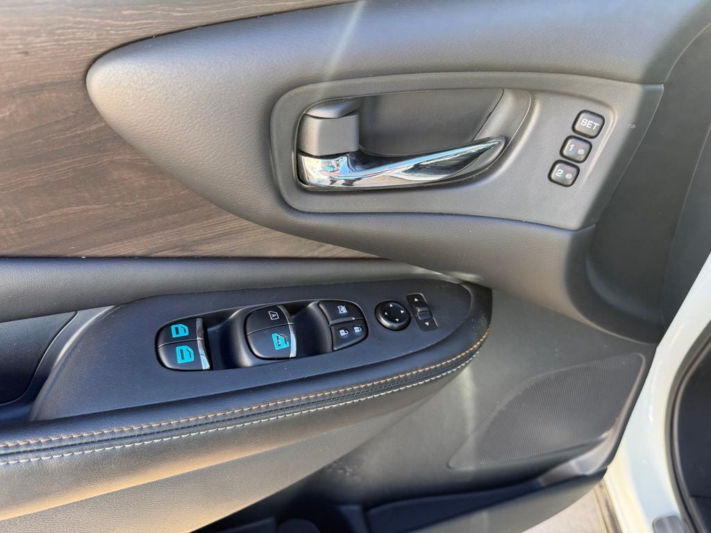 2023 Nissan Murano Platinum