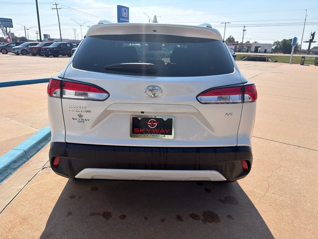 2023 Toyota Corolla Cross LE