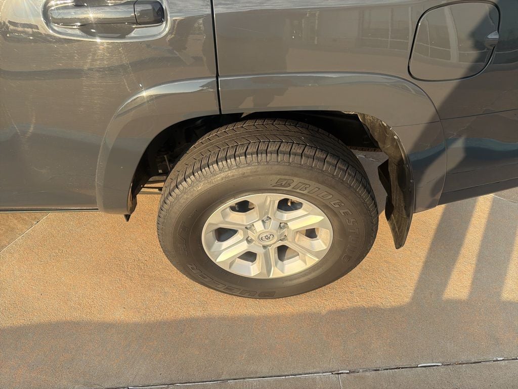 2024 Toyota 4Runner SR5