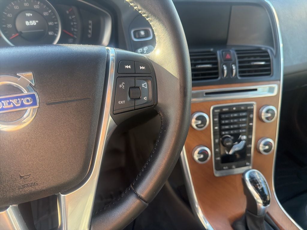 2017 Volvo XC60 T5 Inscription