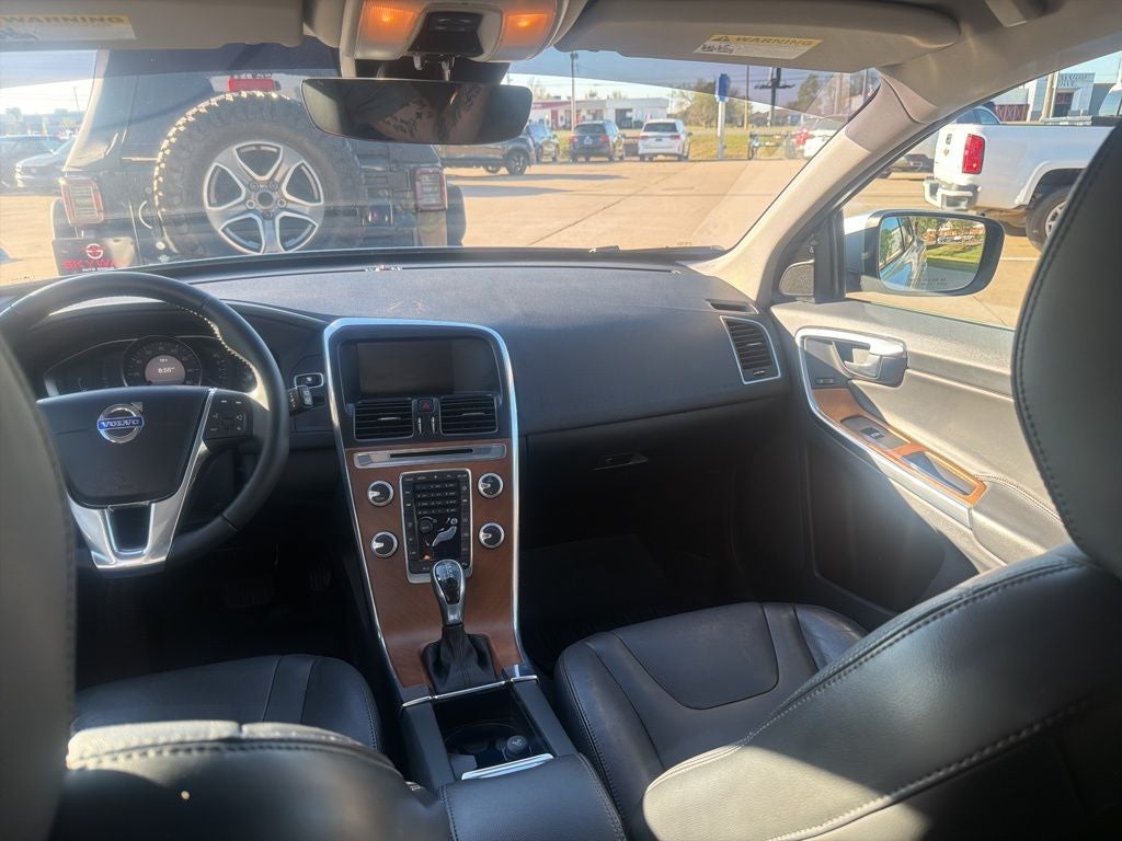 2017 Volvo XC60 T5 Inscription